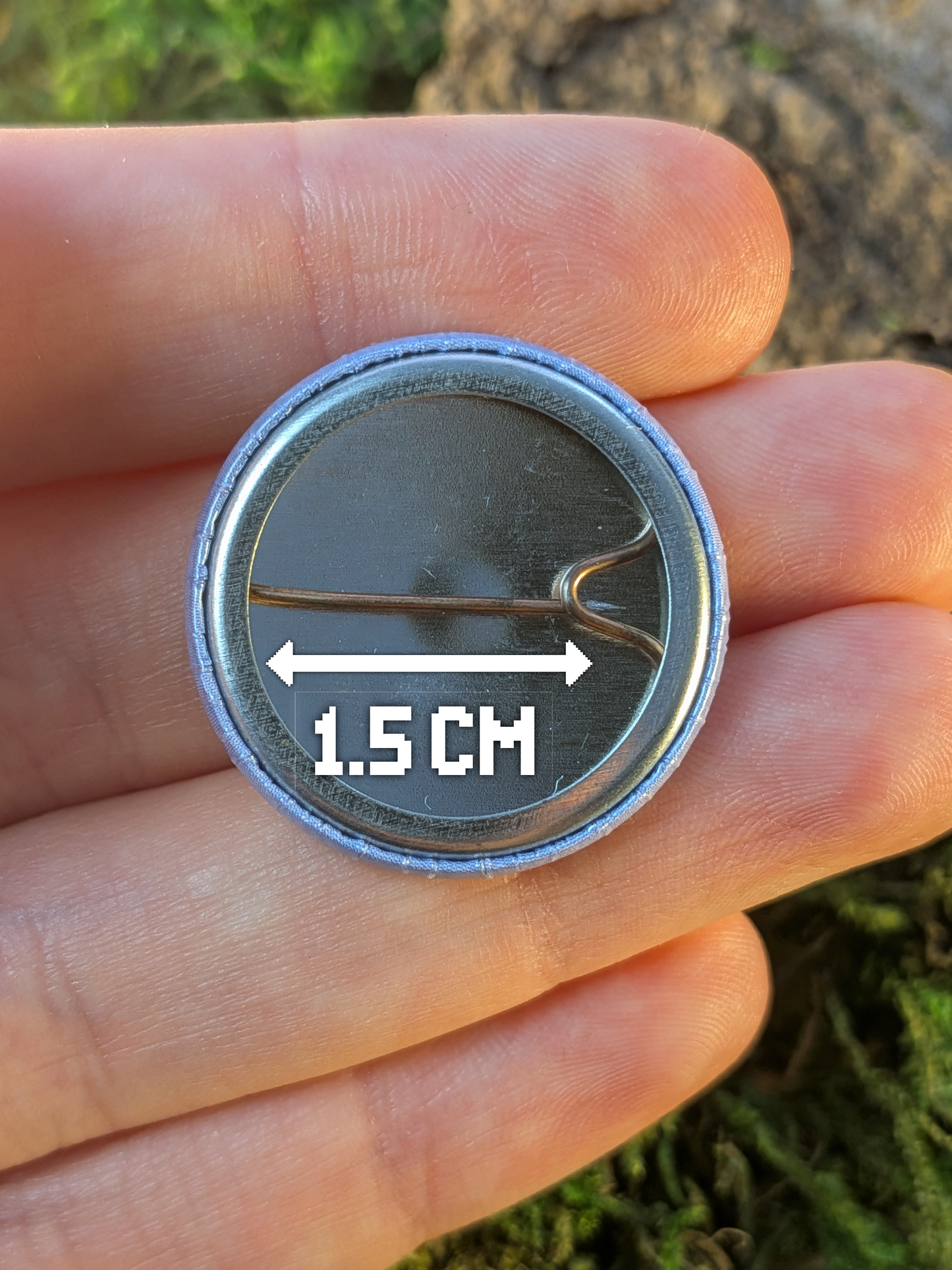 Getting around 25mm pin badge