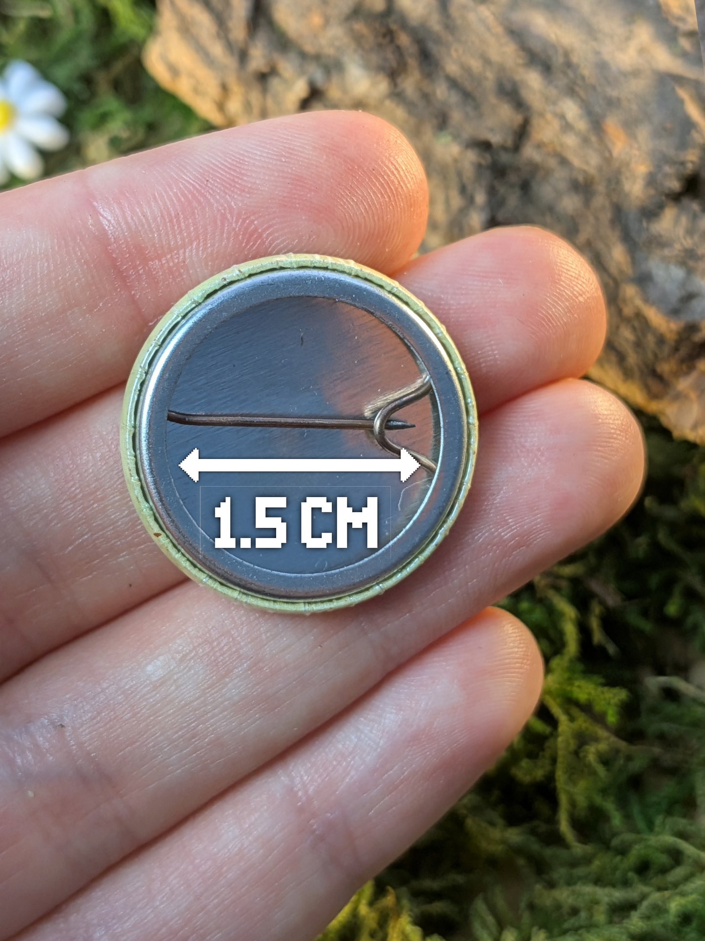 Just a lil guy 25mm pin badge