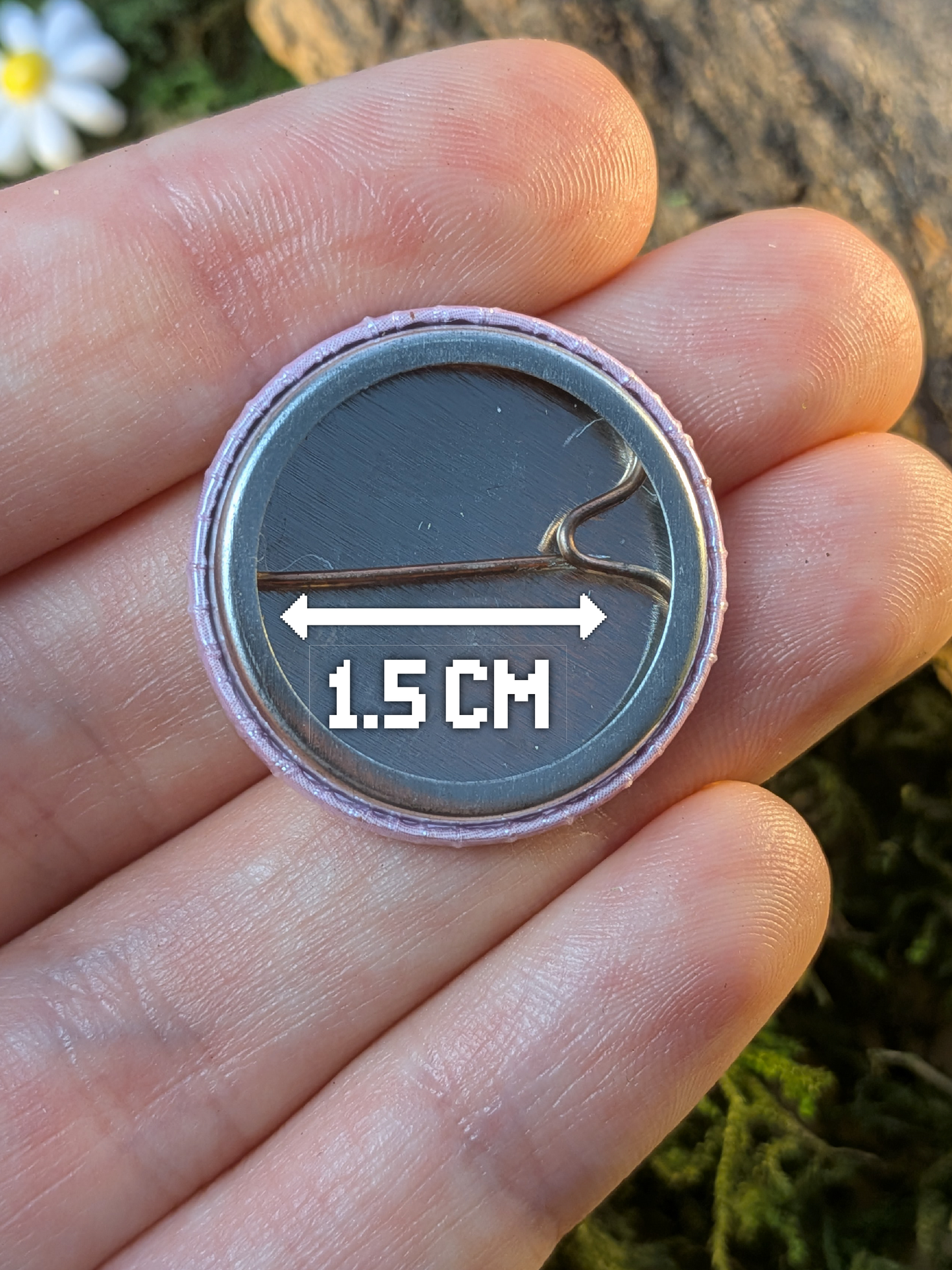 "Lets bake!" 25mm pin badge