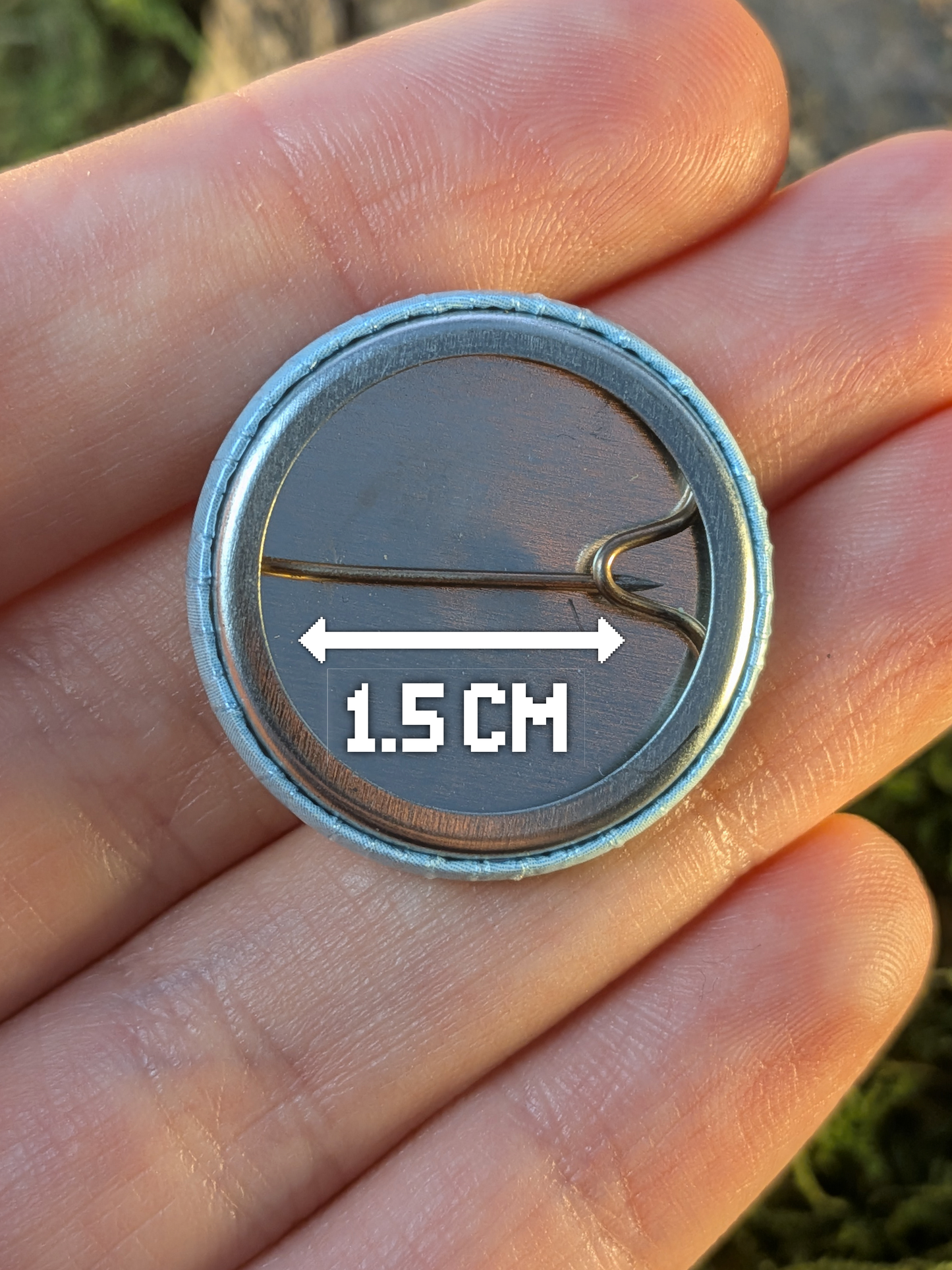 "Swimming fast" 25mm pin badge